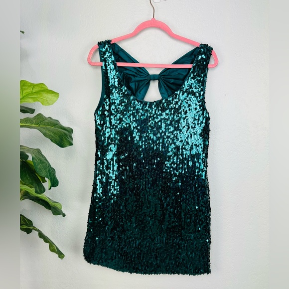 De La Hooke Oversize Bow Emerald Green Sequins Mini Shift Dress Bow Dress - Picture 3 of 9